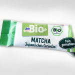 Da hilft auch „Bio” nichts: die „fein-herben” Matcha Sticks vom dm-Markt