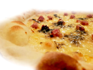 Mehr über den Artikel erfahren Servabo: Im Reich der Pizza Norcina