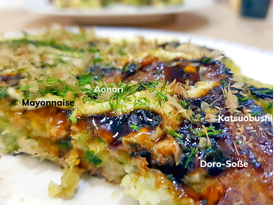 You are currently viewing Was ist – und wie schmeckt – Okonomiyaki?