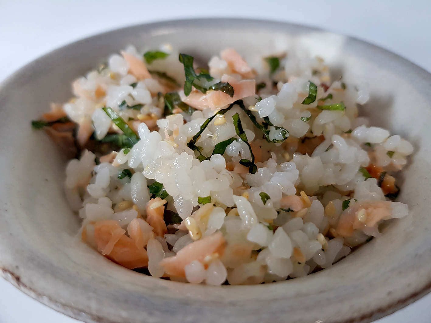 Reis mit Lachs und weißem Sesam: Sake-Maze-Gohan – mybanto.de