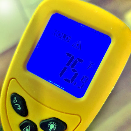 Digitalthermometer mit Temperaturanzeige in Fahrenheit